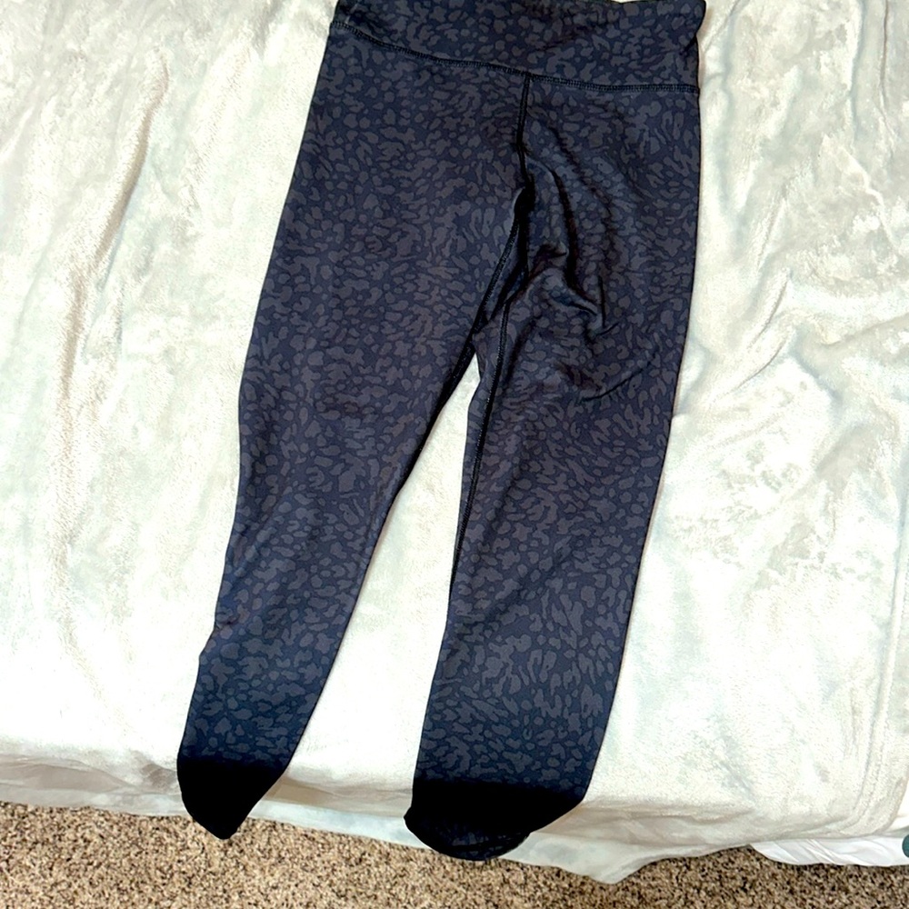 Cute leggings my daughter doesn’t also care for anymore.